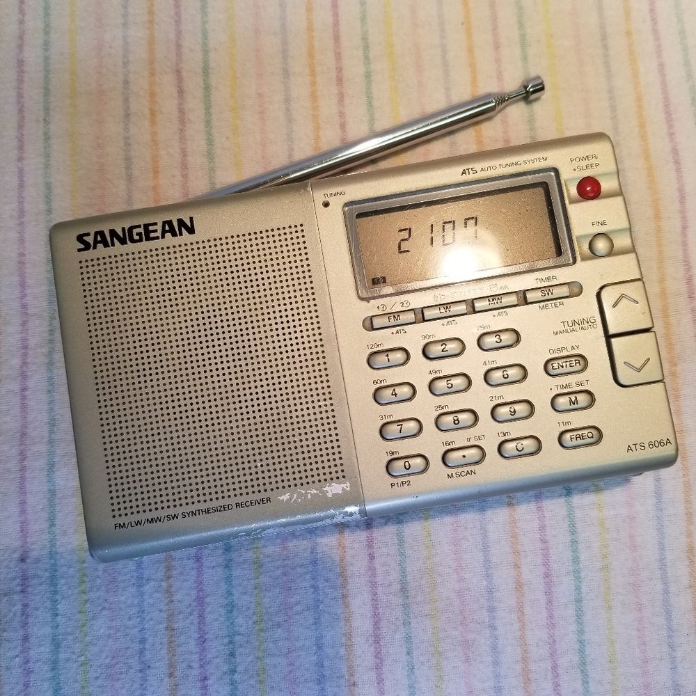Vintage 1993 Working Sangean ATS-606A Portable Radio FM/LW/MW/SW Synthesized
